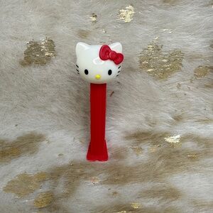Vintage 5.9 2000s Hello Kitty PEZ Dispenser Hungary Collectors Item Red White